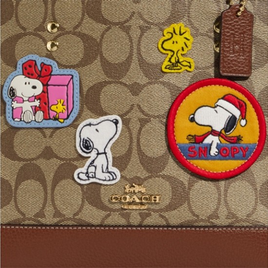 Women Coach X Peanuts Dempsey Tote 22 In Signature Canvas With Patches